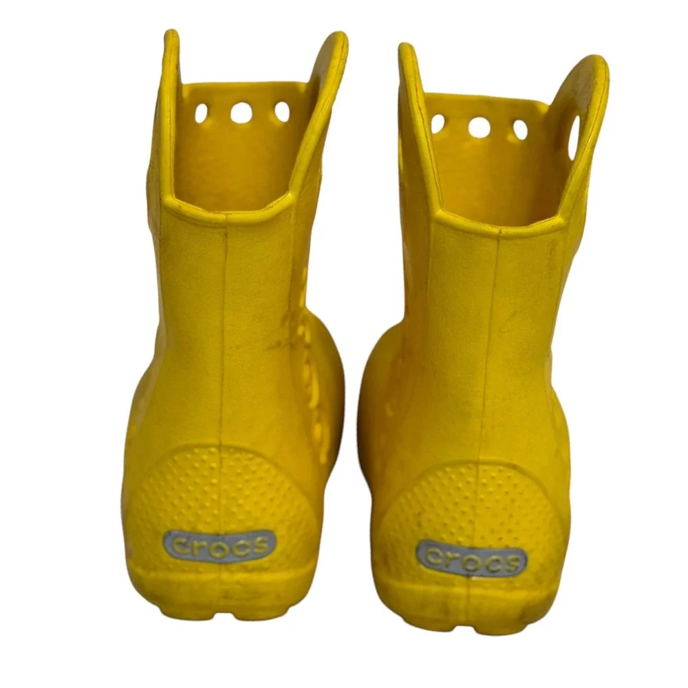 Crocs Handle It Yellow Rain Boots Kids Size C7 Waterproof Lightweight 12803
